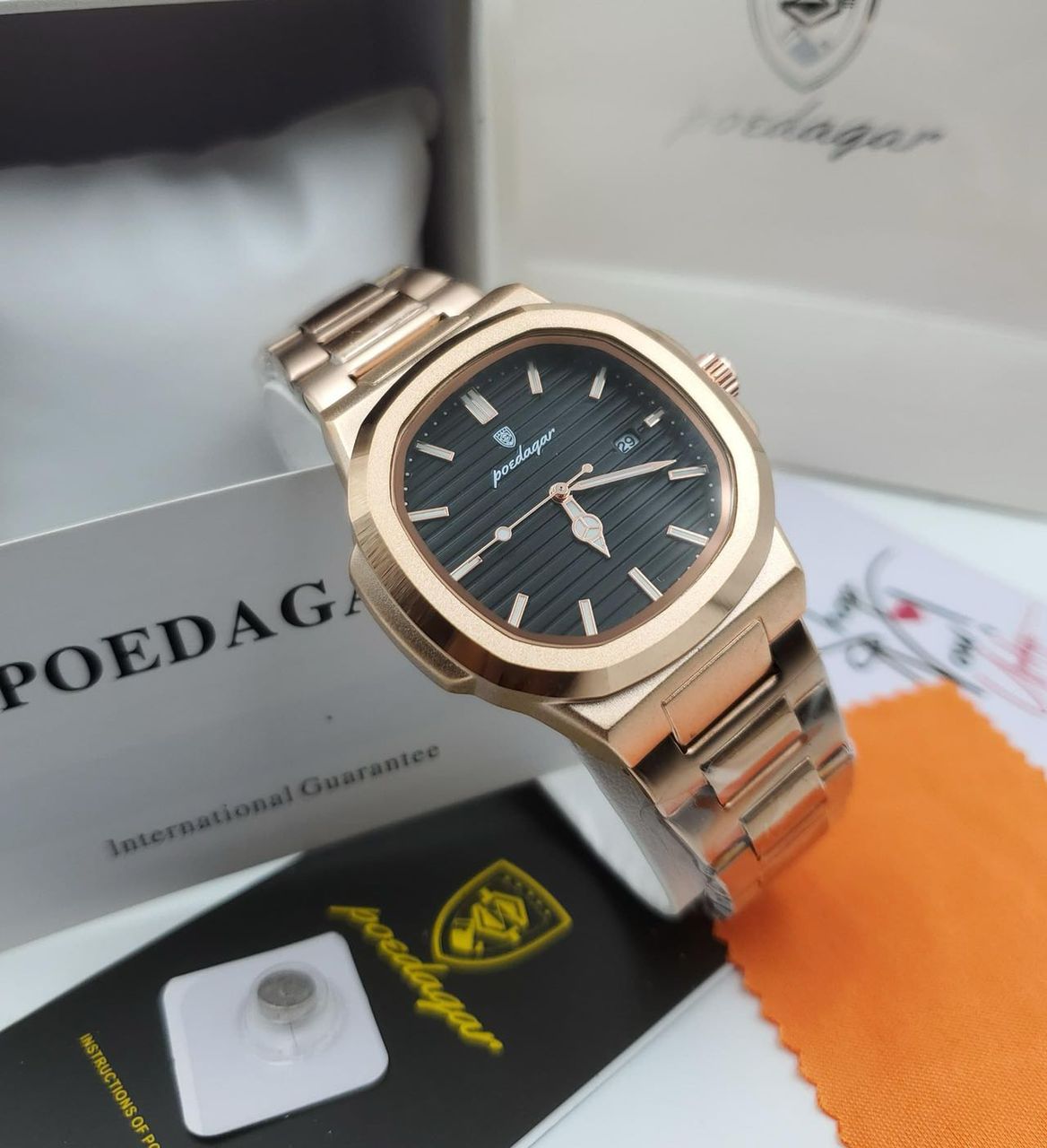 Poedagar wristwatch