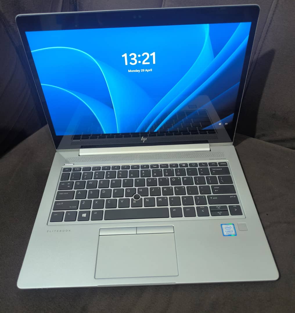 🇬🇧HP 830 G5