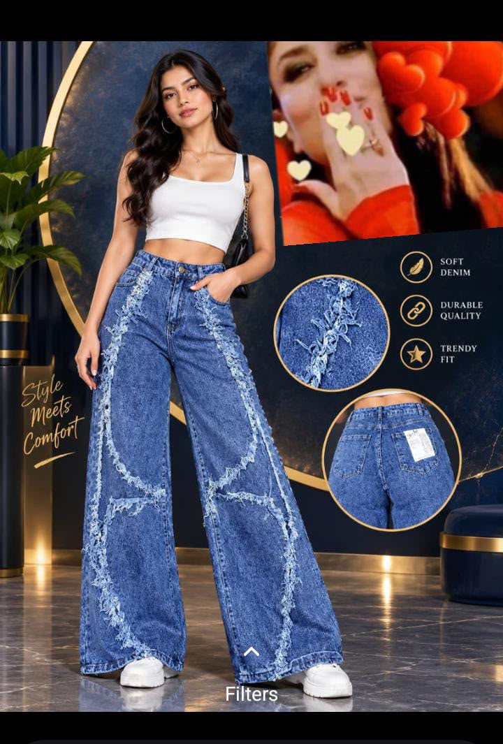 Cut-Out Heart Seam Wide Jeans
