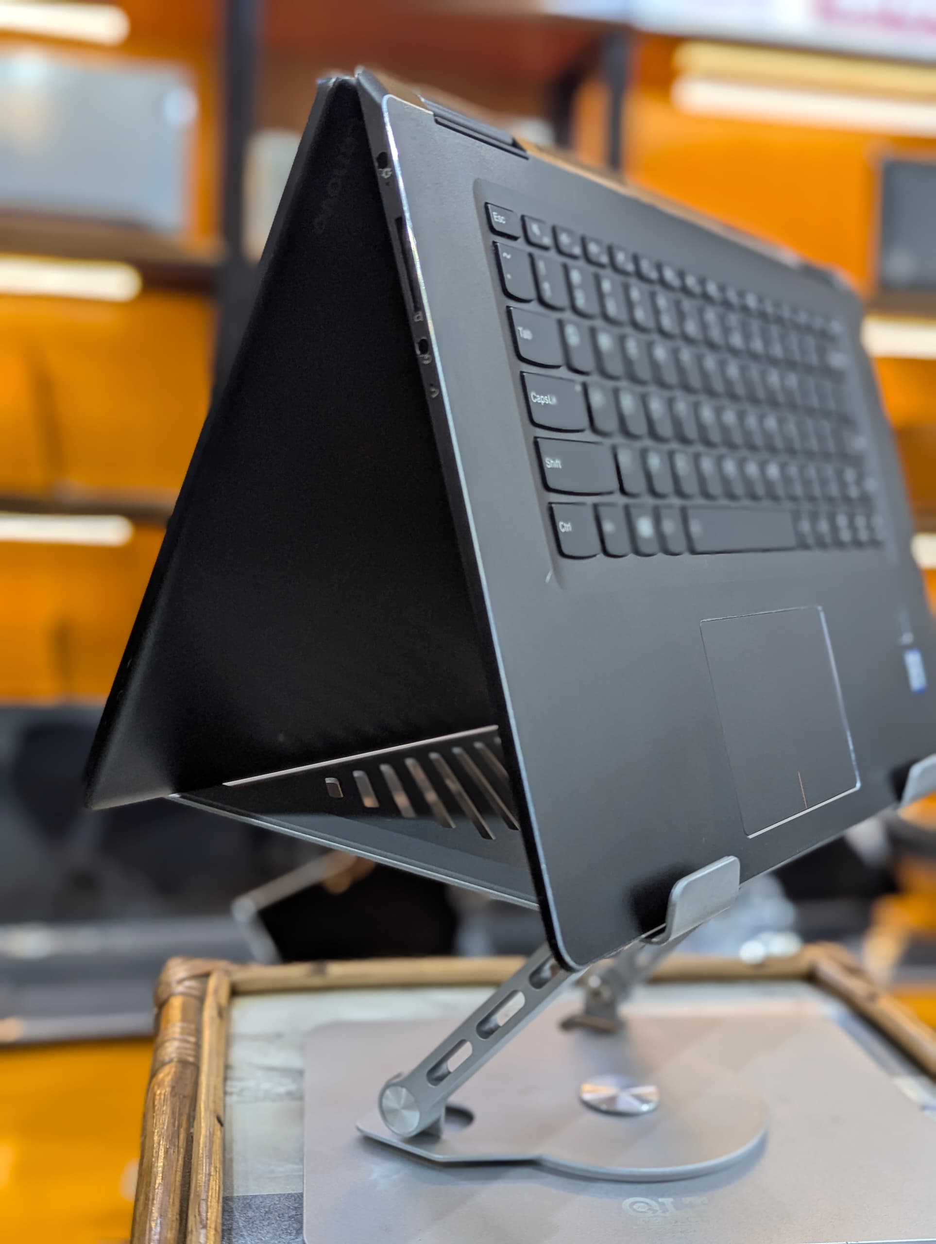 Laptop