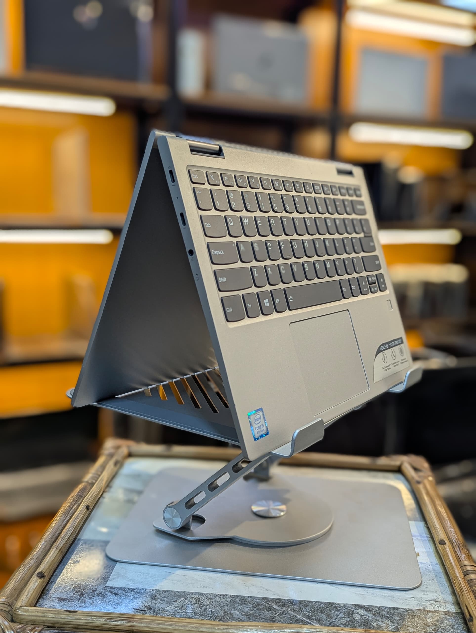 Laptop